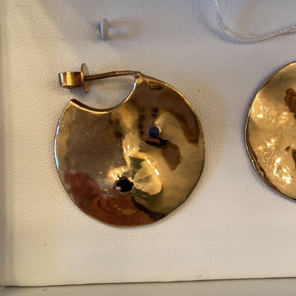 Holly Ryan 18k gold plated earring with 2 blue gemstones - Picture 8 of 8